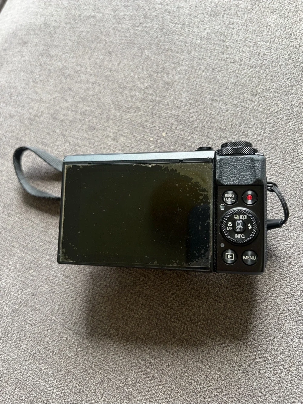 Canon G7 X Compact Digital Camera in Black